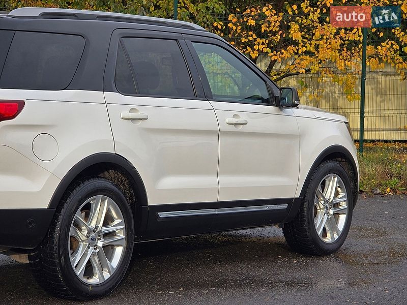 Позашляховик / Кросовер Ford Explorer 2017 в Хмельницькому