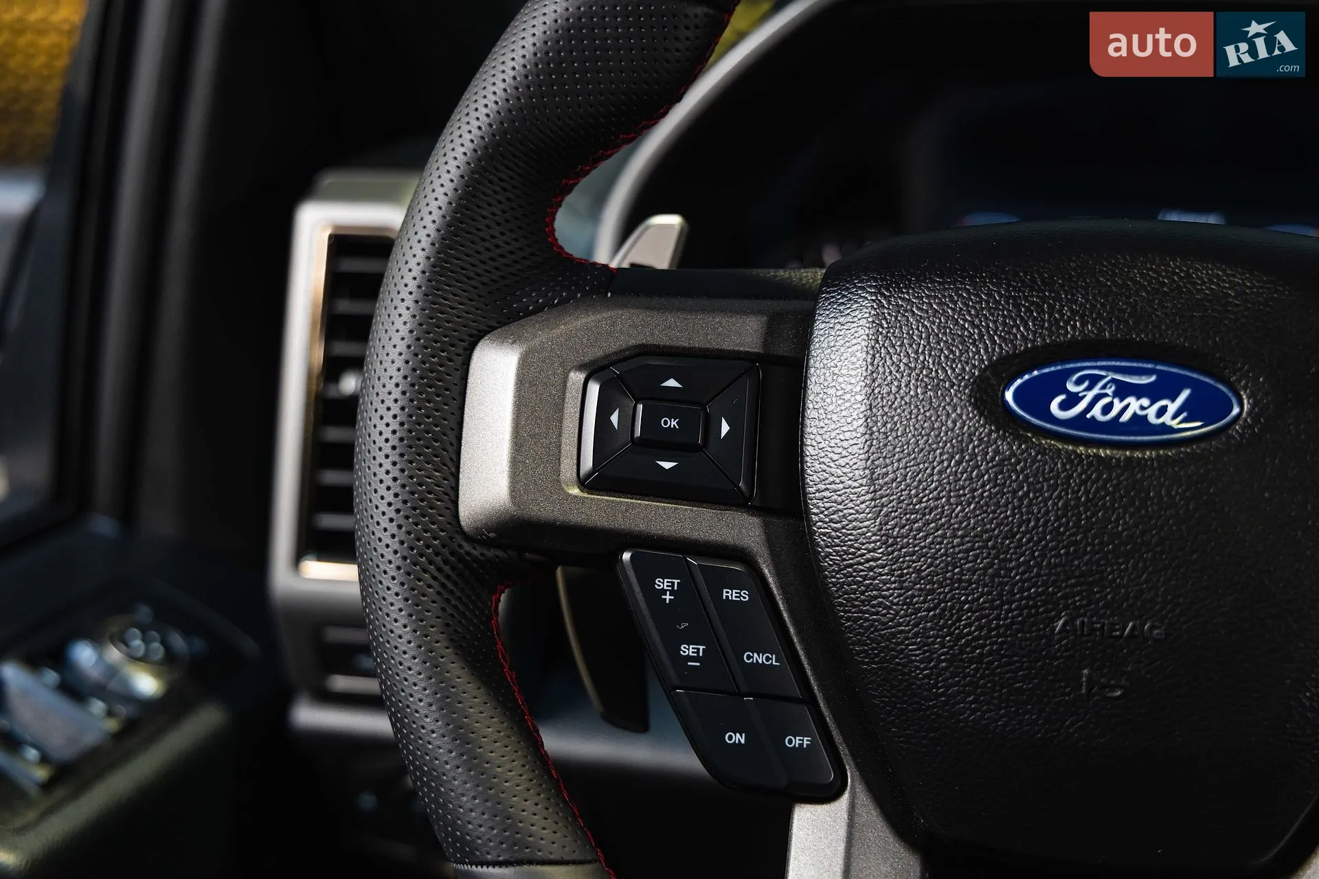 2017 Ford F-150 - мініатюра 23