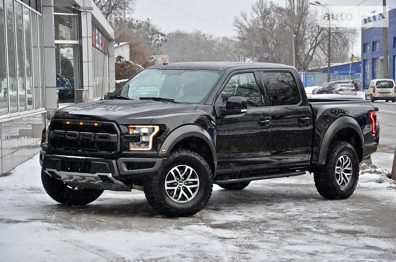 Смотри! Ford F-150 Raptor 2019 года изображения Смотри! Ford F-150 Raptor 2019 года изоражения