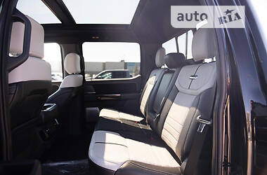 Внедорожник / Кроссовер Ford F-150 2022 в 