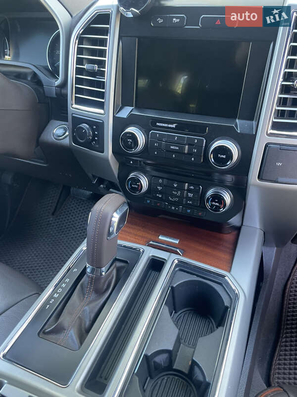 Пикап Ford F-150 2016 в Киеве