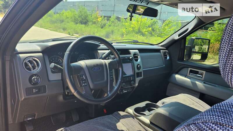 Пикап Ford F-150 2011 в Южноукраинске