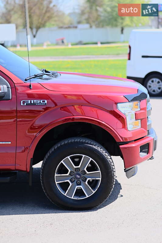 Пикап Ford F-150 2015 в Дубно