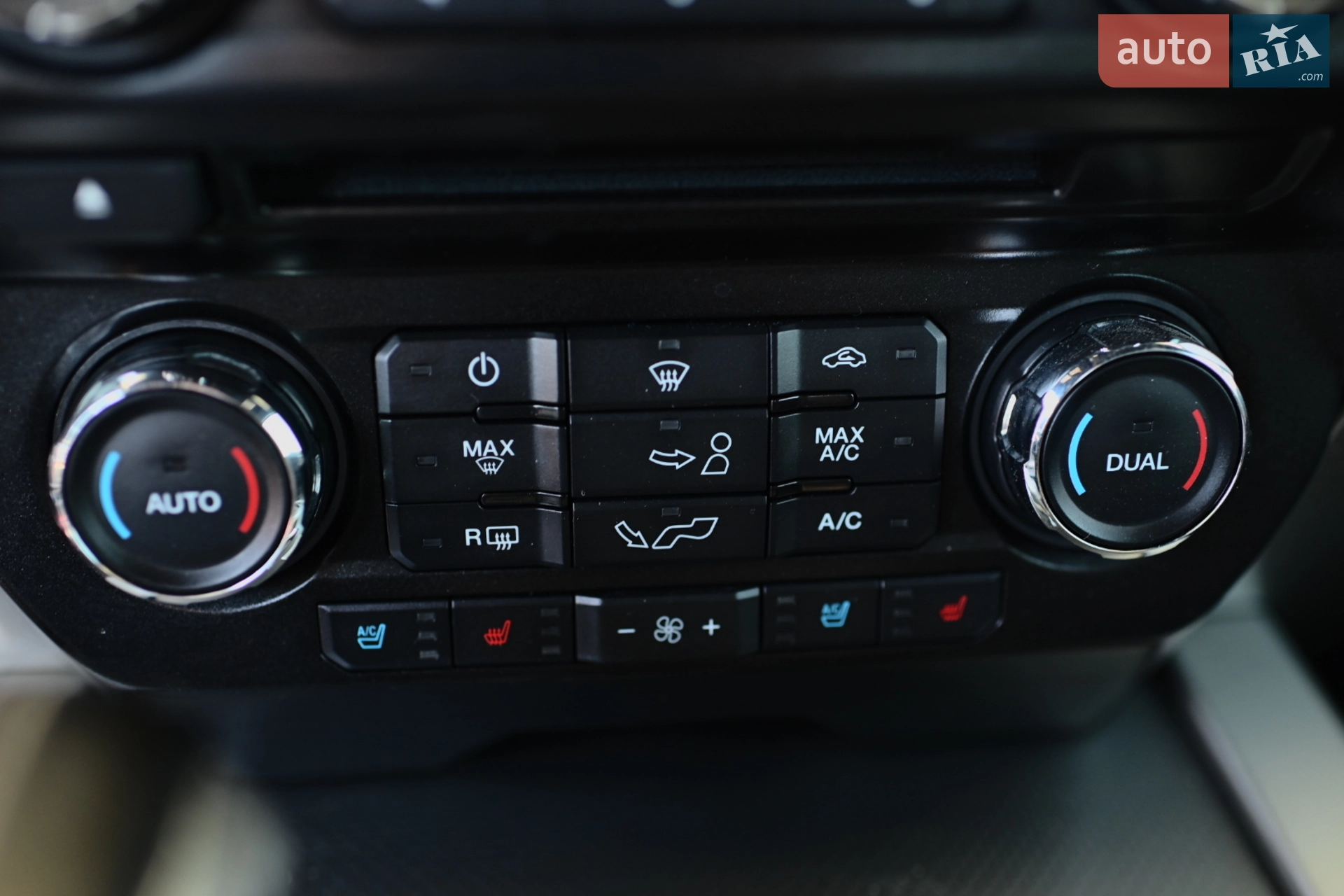 2015 Ford F-150 - мініатюра 42