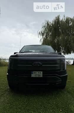 Пикап Ford F-150 2023 в Ровно