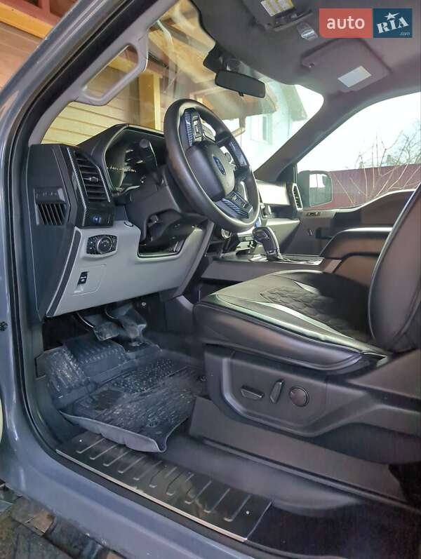 Пикап Ford F-150 2017 в Ивано-Франковске