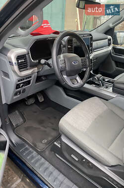Пикап Ford F-150 2023 в 
