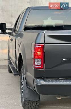 Пикап Ford F-150 2017 в 