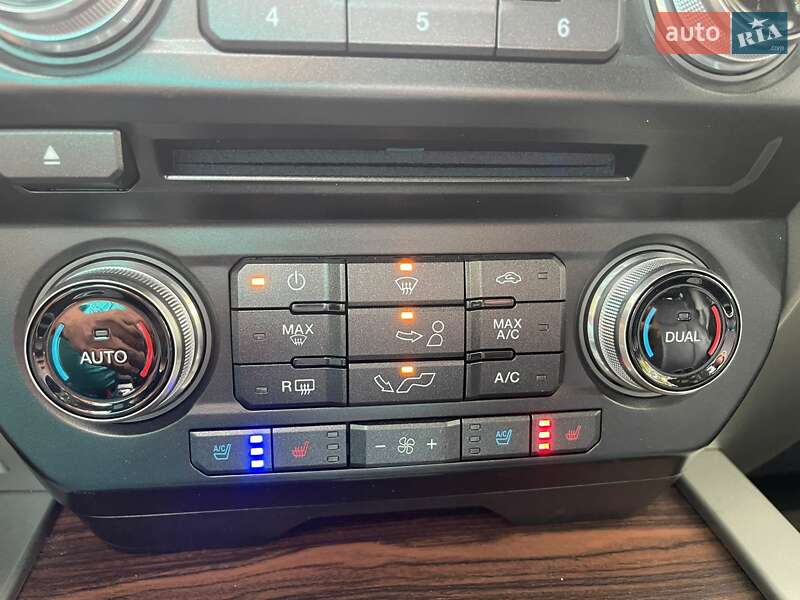 Пікап Ford F-150 2017 в Дніпрі