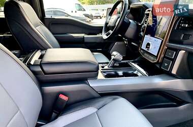 Пикап Ford F-150 2023 в 