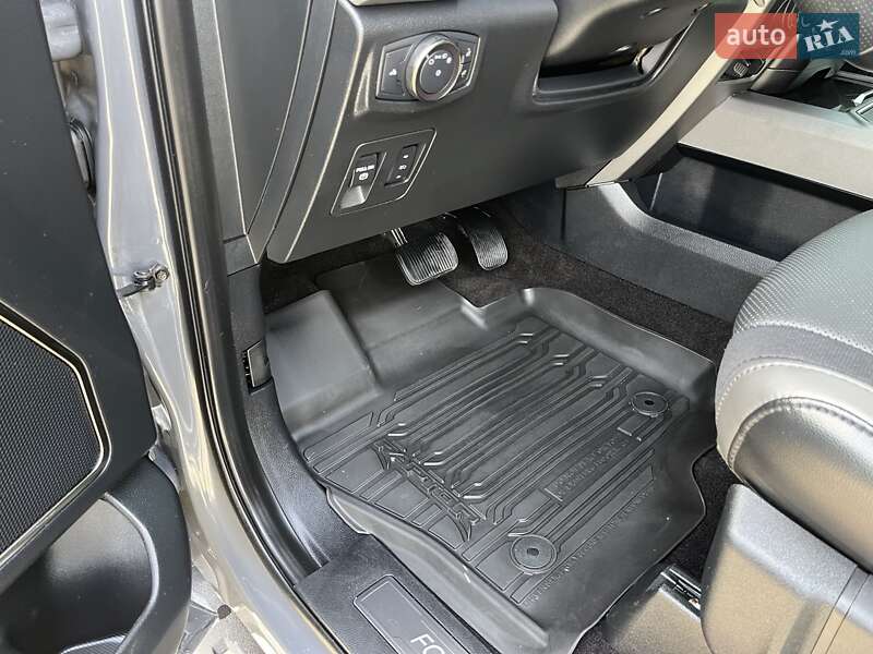 Пикап Ford F-150 2019 в Ковеле