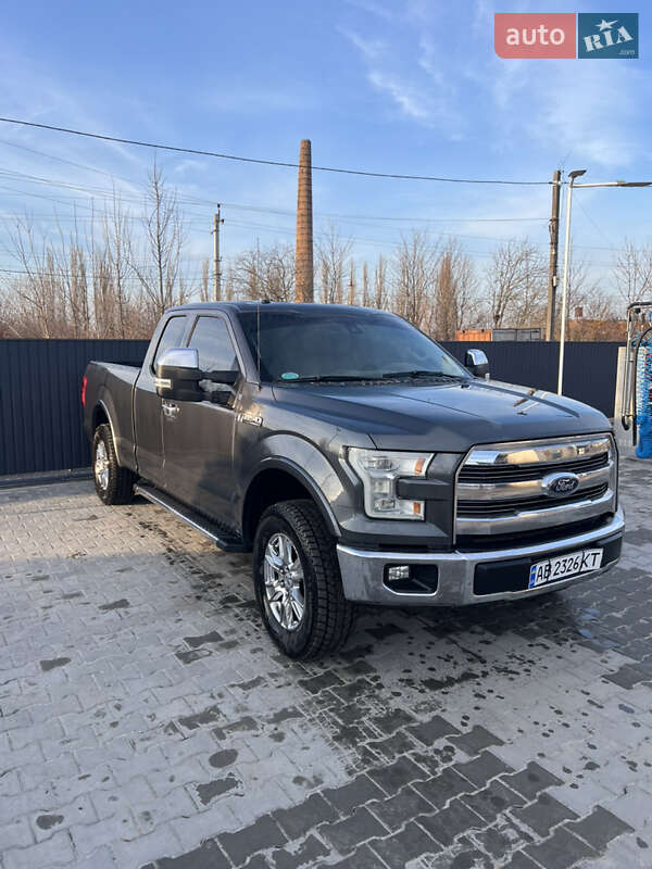 Пикап Ford F-150 2015 в Баре