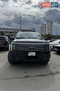 Пикап Ford F-150 2023 в 