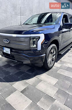 Пикап Ford F-150 2023 в 