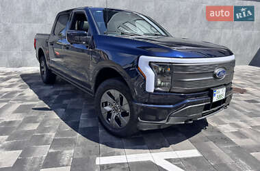 Пикап Ford F-150 2023 в 