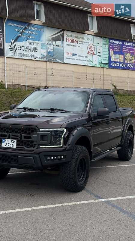 Пікап Ford F-150 2018 в 