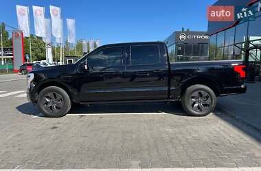 Пикап Ford F-150 2023 в 