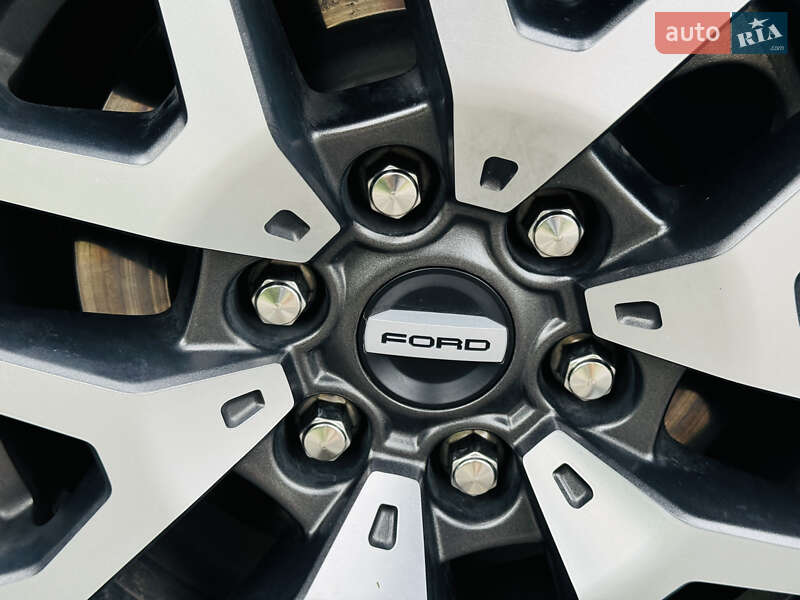 Пикап Ford F-150 2023 в Киеве