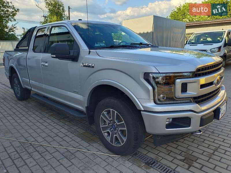 Пікап Ford F-150 2015 в Диканьці