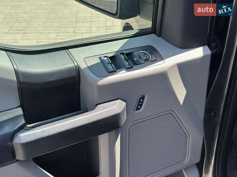 Пикап Ford F-150 2016 в Одессе