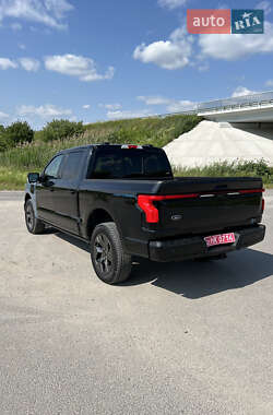 Пикап Ford F-150 2023 в 