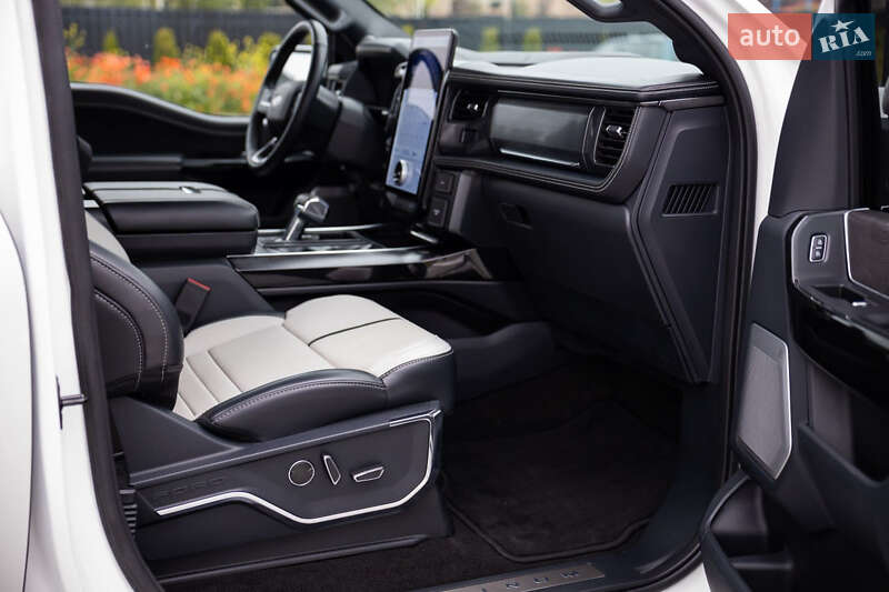 Пикап Ford F-150 2023 в Тернополе