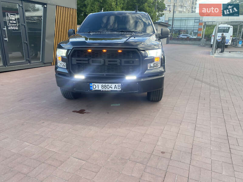 Пикап Ford F-150 2015 в 