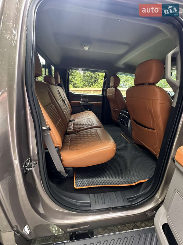 Пикап Ford F-150 2018 в Черновцах