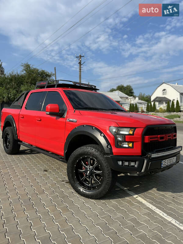 Пикап Ford F-150 2015 в Черновцах