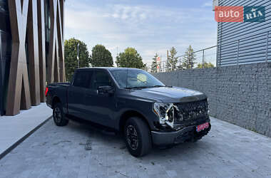 Пикап Ford F-150 2022 в 