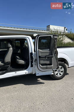 Пикап Ford F-150 2015 в 