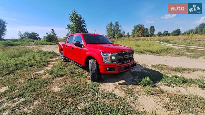 Пикап Ford F-150 2019 в 