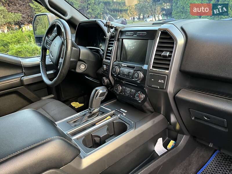 Пикап Ford F-150 2015 в Тернополе