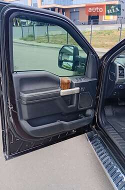 Пикап Ford F-150 2019 в 
