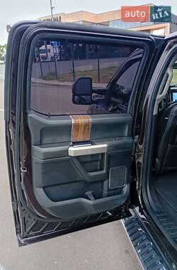 Пикап Ford F-150 2019 в 