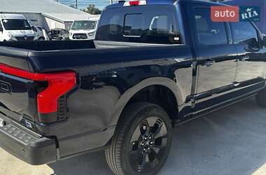 Пикап Ford F-150 2023 в 