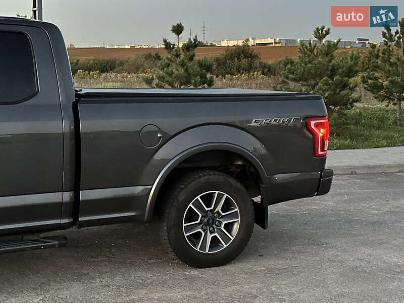Пикап Ford F-150 2015 в Ровно