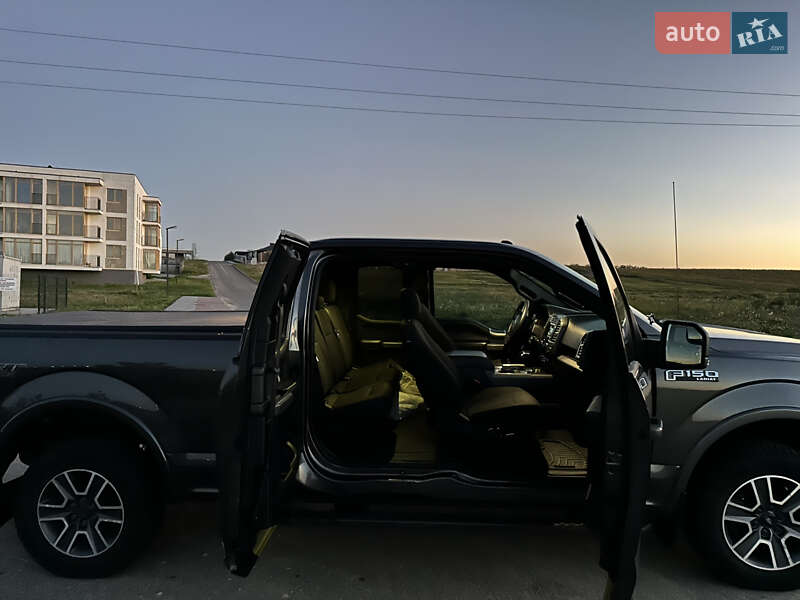 Пикап Ford F-150 2015 в Ровно