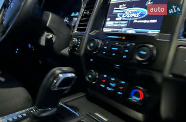 Пикап Ford F-150 2015 в 