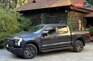 Пикап Ford F-150 2022 в 