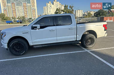 Пикап Ford F-150 2023 в 
