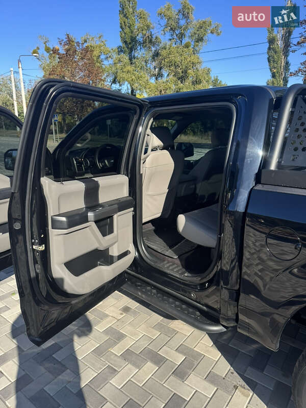 Пикап Ford F-150 2017 в Киеве