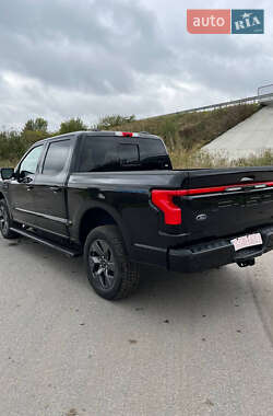 Пикап Ford F-150 2023 в 