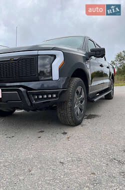 Пикап Ford F-150 2023 в 