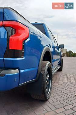 Пикап Ford F-150 2022 в 