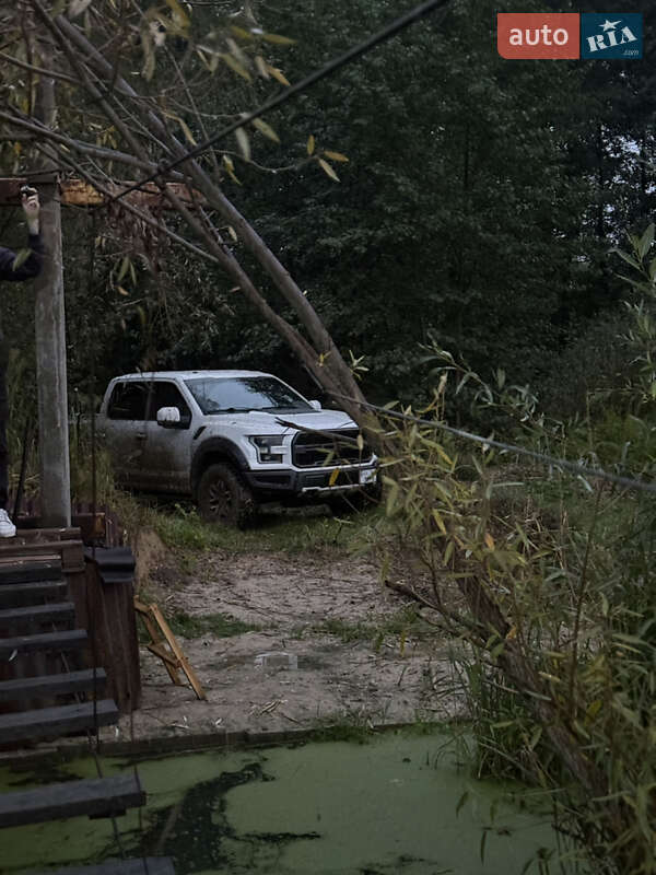 Пикап Ford F-150 2017 в Киеве