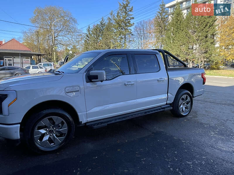 Пикап Ford F-150 2023 в Чопе