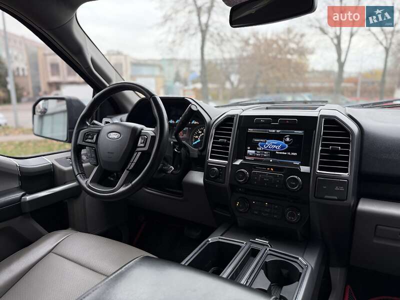 Пікап Ford F-150 2015 в Києві