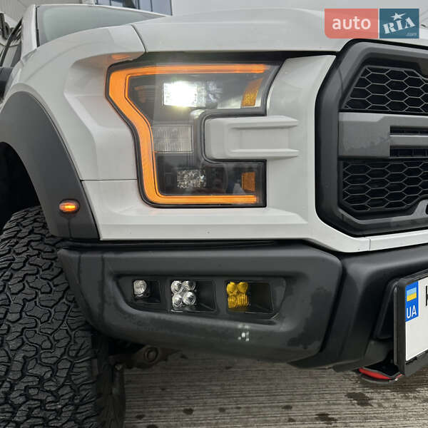 Пикап Ford F-150 2019 в Черновцах