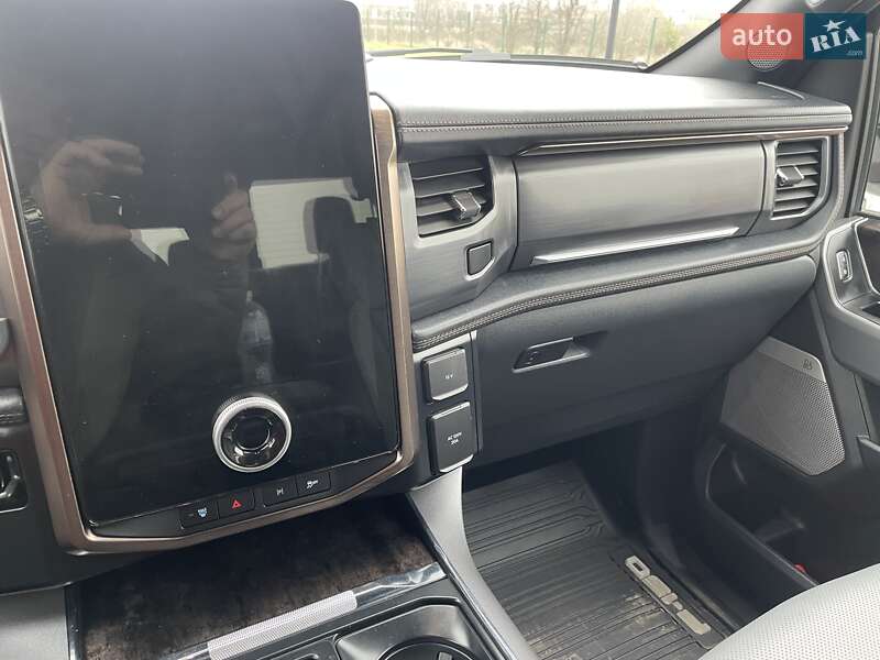 Пикап Ford F-150 2023 в Коростышеве